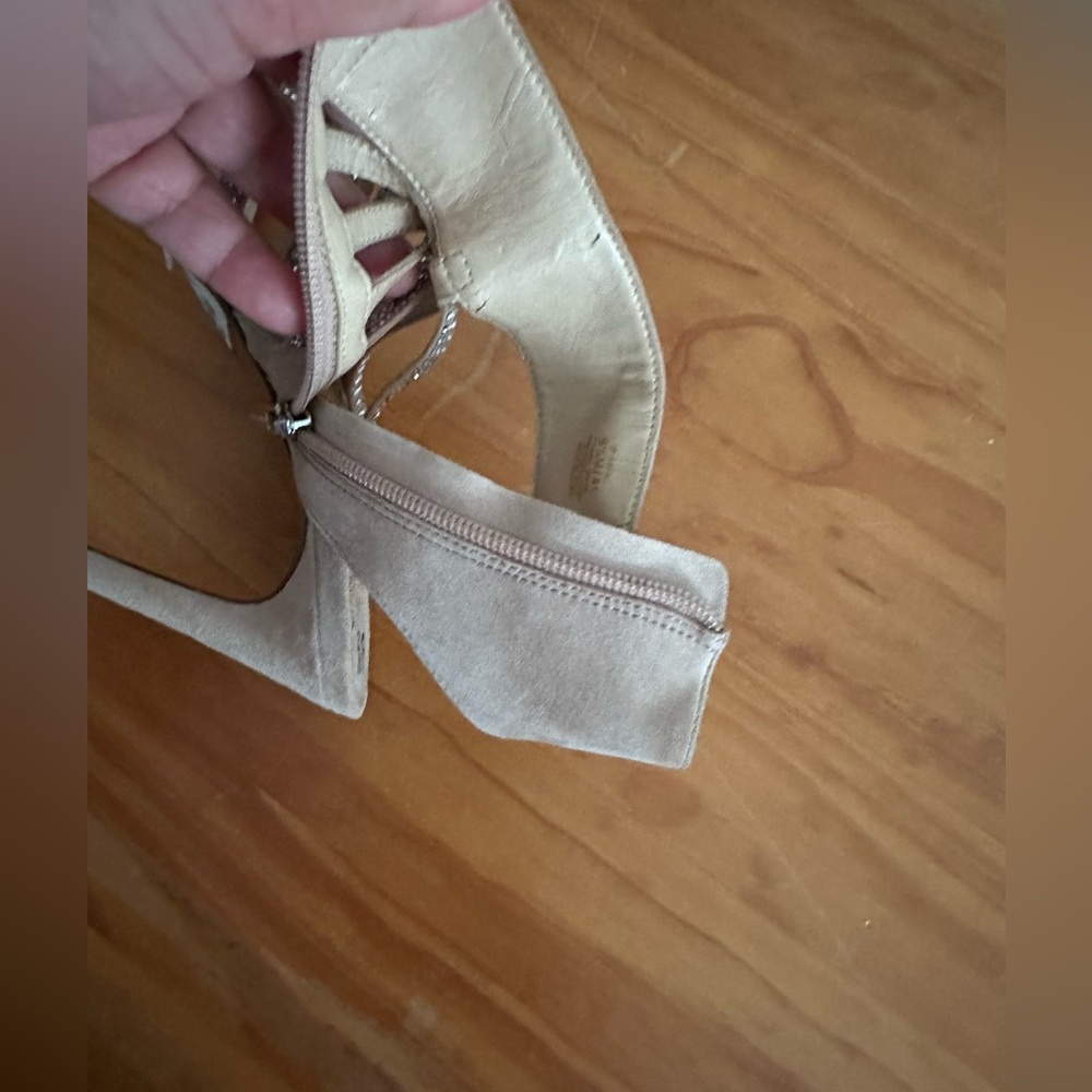 Vince Camuto Cream Heels with Cage Design size 9.5 - Picture 13 of 14